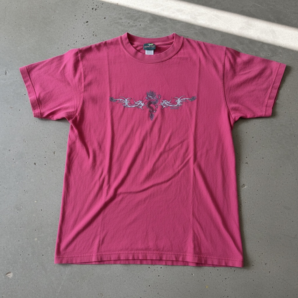 Gecko Hawaii Dragon T-Shirt Pink Tribal Graphic Short Sleeve